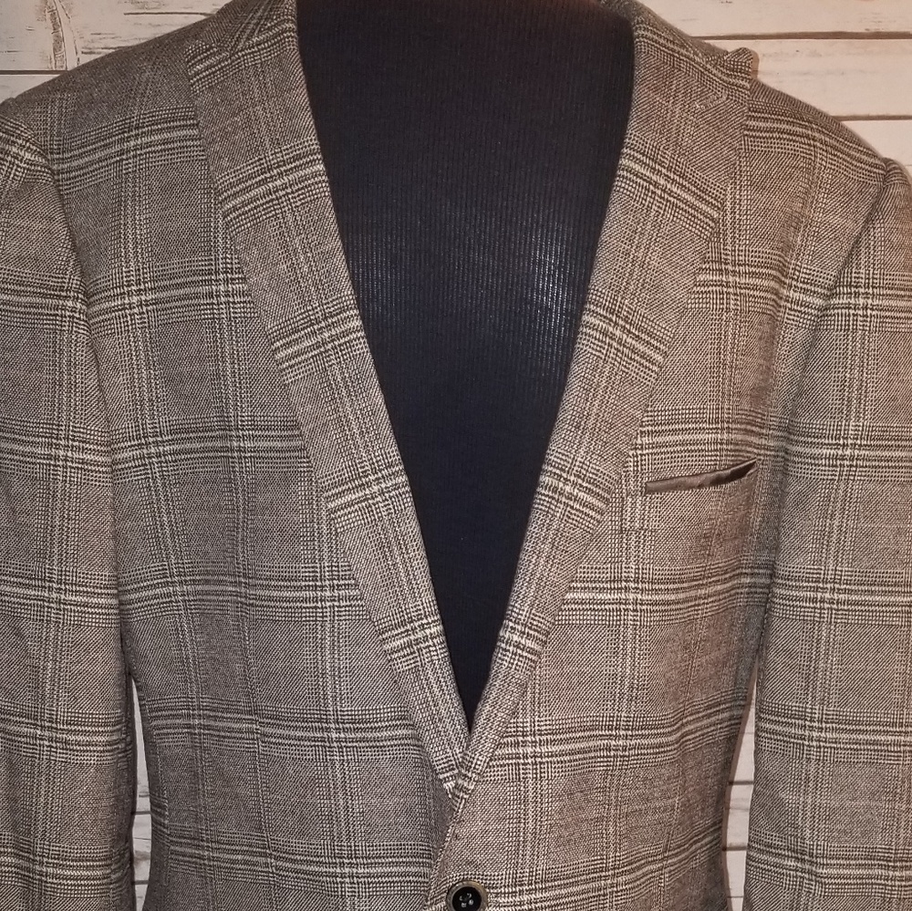 42R Paisley & Grey Slim Fit Suit (Brown in color)